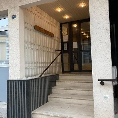 アパート Et Hypercentral エクスレバン