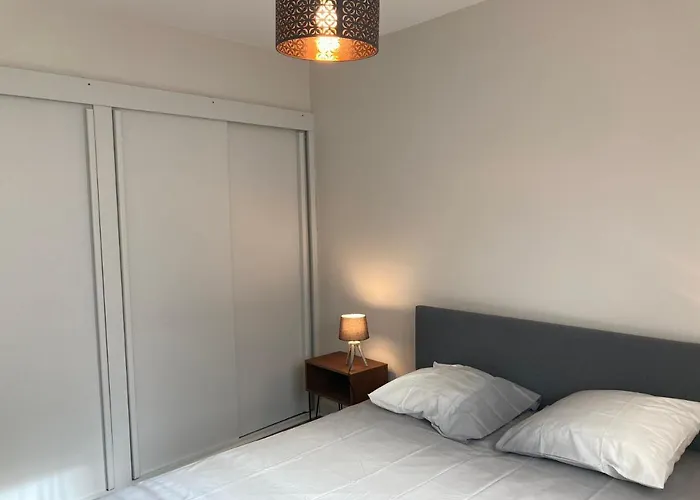 Et Hypercentral * Aix-les-Bains